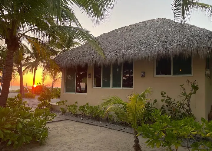 Tree Tops - Adults Only Villa *