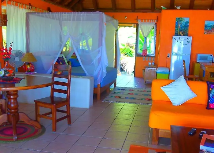 Tree Tops - Adults Only Villa *