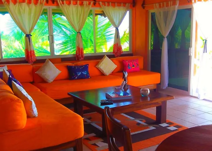 Tree Tops - Adults Only Villa